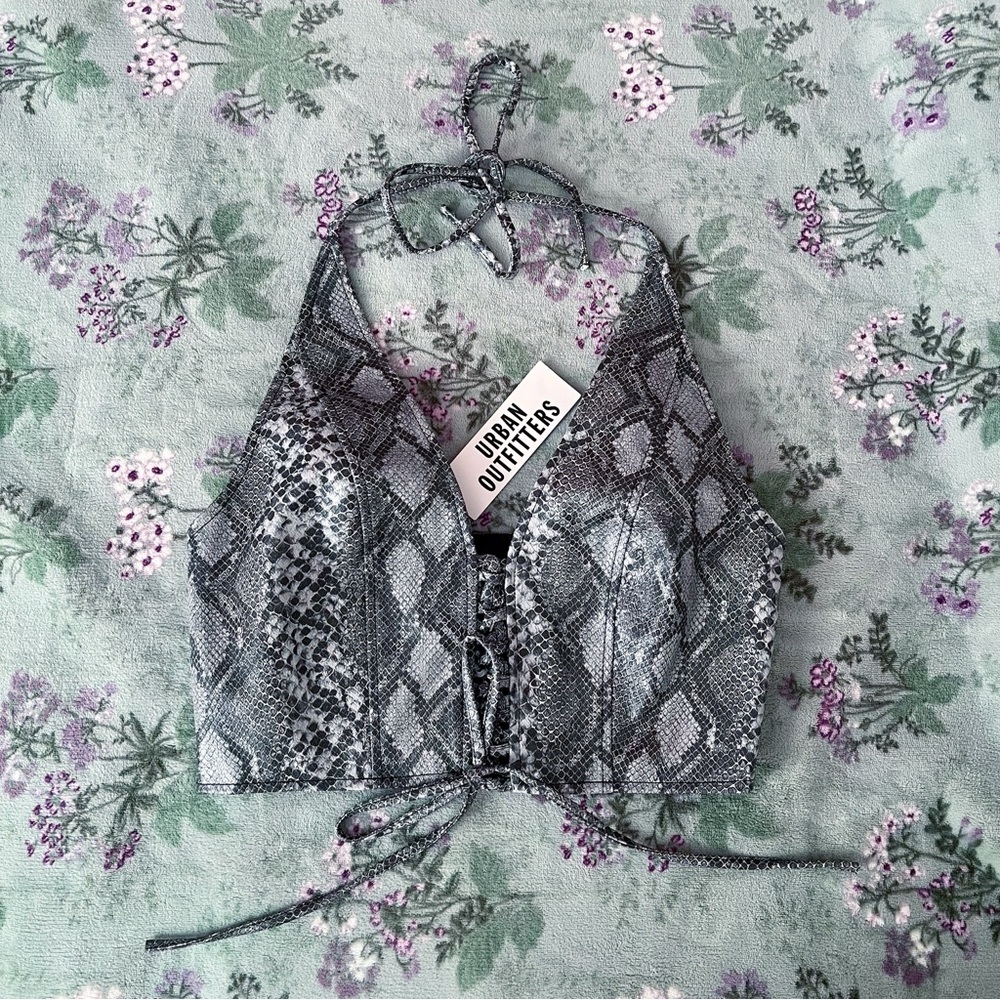 UO Silence + Noise Snakeskin Printed Faux Leather Halter Top 🐍🖤